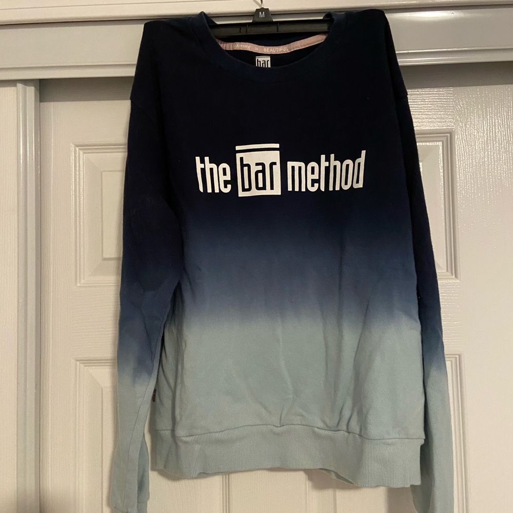 Bar Method light sweater size L large EUC